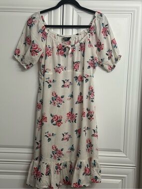 NWT Max Size XL Cream Midi Dress with Pink Floral Print Short Puff Sleeves